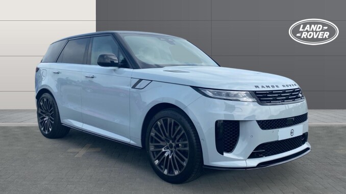 Land Rover Range Rover Sport 4.4 P635 V8 SV 5dr Auto Petrol Estate - Image 1
